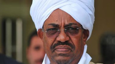 L'économie du Soudan en difficulté, Béchir se tourne vers les Occidentaux