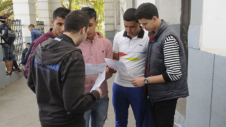 تقليص الحجم الساعي لوحدات المواد لتفادي “العتبة” في البكالوريا
