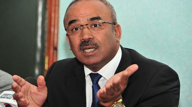 تجميد التحويلات المالية المركزية للولايات واستثناء المشاريع الكبرى