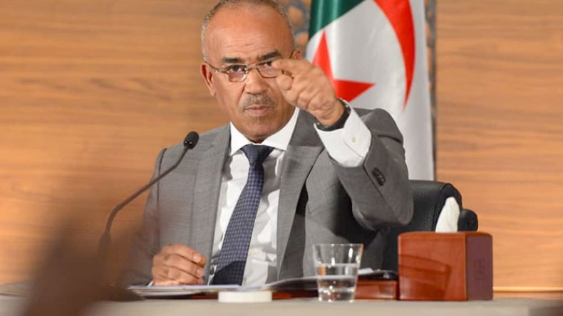 بدوي يتحدّى الحراك ويأمر الوزراء بالنزول إلى الشارع!