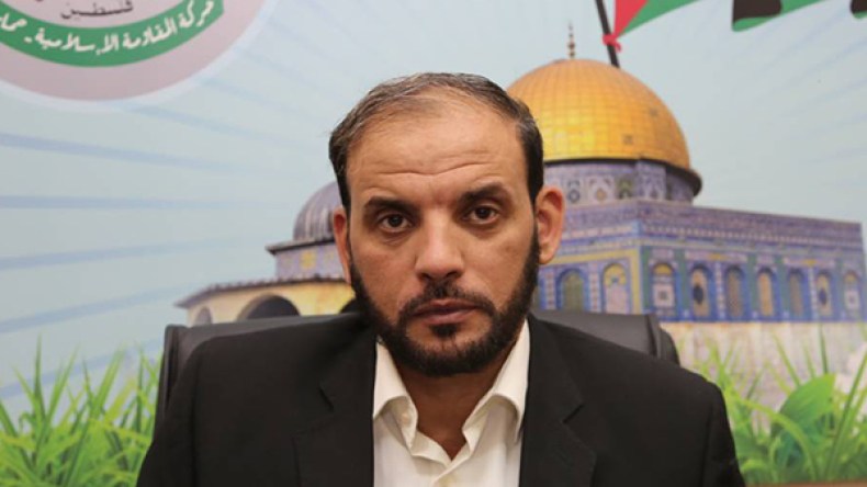 الإحتلال تحلَّل من أوسلو والسلطة الفلسطينية تتمسك به