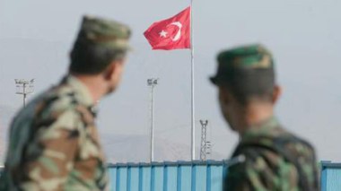 Bagdad met Ankara en garde contre toute violation de son territoire