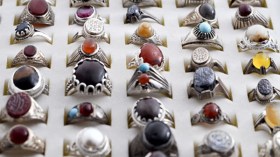 الخواتم الروحانية.. لجلب الحبيب ورد المطلقة وزواج البائر