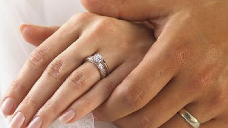 بماذا اوصى الامام احمد بن حنبل ابنه يوم زواجه؟