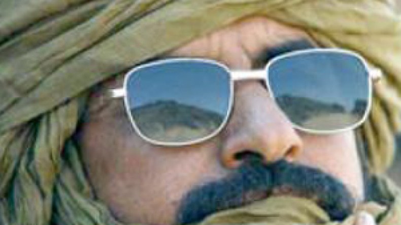 فرار باهنڤا إلى ليبيا