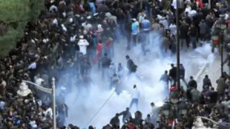 اعتقال ثلاثة أشخاص في البحرين
