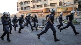 إيران تنفي تدريب معارضين بحرينيين على السلاح