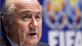 الفيفا تحقق في أحداث السبت الأسود