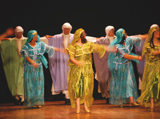Nine Algerian dancers run away in Canada
