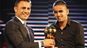 بودبوز‭ ‬يخلف‭ ‬بوقرة‭ ‬ويتوج‭ ‬بالكرة‭ ‬الذهبية‭ ‬الجزائرية