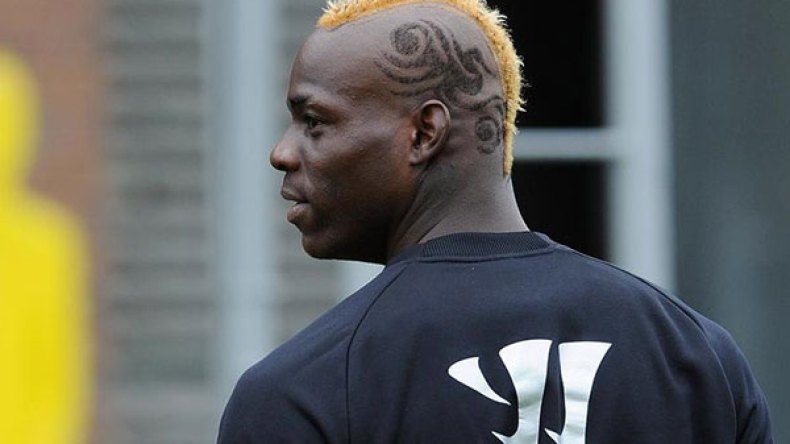 ميلان يضع 5 شروط مُهينة وقاسية للمشاغب.. وبالوتيلي يقبل ويتحدّى