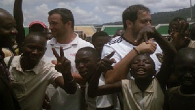 المسؤولون  يحضرون  الأنصار  للهزيمة .. لكن  الحلم  مشروع