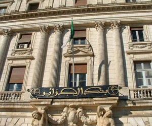 US dollar climbs to its highest level and Algeria’s dinar goes from bad to worse