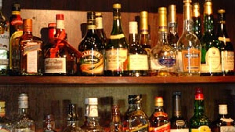 الجزائريون يستهلكون 80 بالمائة من الإنتاج الوطني للخمور