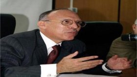 “الجزائر تؤيد مطالب التوارق وترفض الانفصال عن الدولة الأم”
