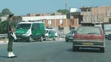 Instructions to punish security personnel and army involved in traffic law violation