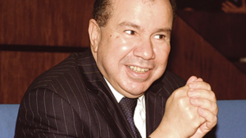 الأخصائيون النفسانيون مهددون بخصم في الرواتب