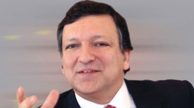 Barroso: “”L’UE veut des liens “encore plus étroits” avec l’Algérie””