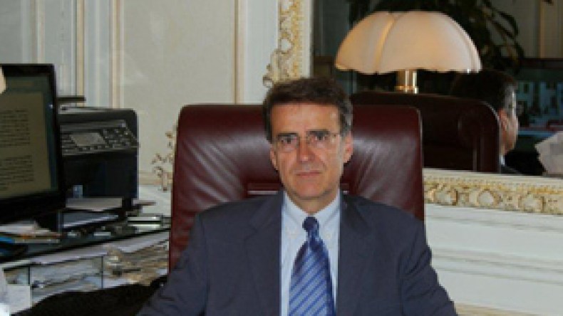 الأنظمة‭ ‬العربية‭ ‬تفكّر‭ ‬بعقل‭ ‬مخابراتي‭ ‬ولا‭ ‬تتسلح‭ ‬إلا‭ ‬لقمع‭ ‬الانتفاضات