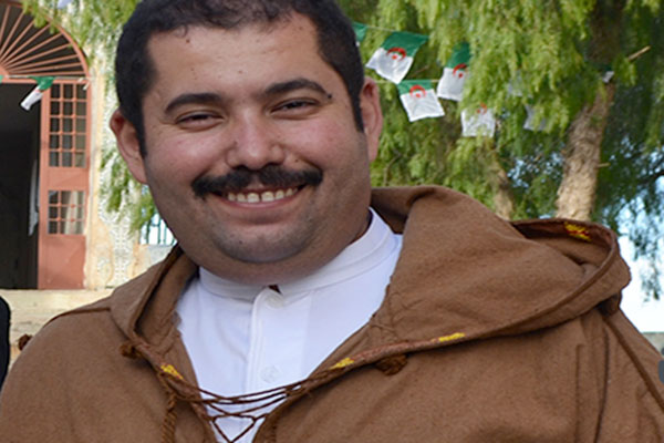 Djelfa: Chakib Khelil honoré par une zaouïa