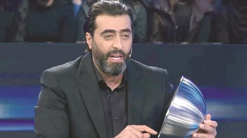 باسم ياخور: برامج “المجاملات” مملة.. ولهذا لم يشارك “هارون الرشيد” في “أكلناها”!