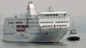 جزائريون مغتربون في إسبانيا يقضون العيد بميناء أليكانت