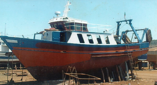 Chalutier disparu au large de Ténès : un des marins retrouvé mort à Tipasa