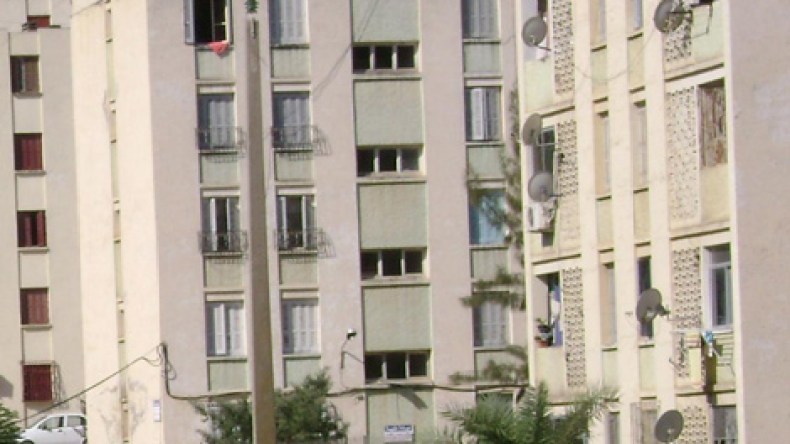 ابن‭ ‬يسجن‭ ‬أمه‭ ‬شهرا‭ ‬كاملا‭.. ‬فتموت‭ ‬جوعا‭ ‬وعطشا