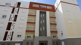 نقابة الأساتذة الجامعيين تطالب بتوزيع السكنات الوظيفية والتنازل عنها