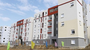 Banks negotiate to buy LPP houses and re-sell them to Algerians