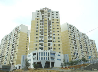 Real-estate declines by 60 percent in Algeria