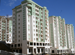 Government endorses a law to lend money for the rich