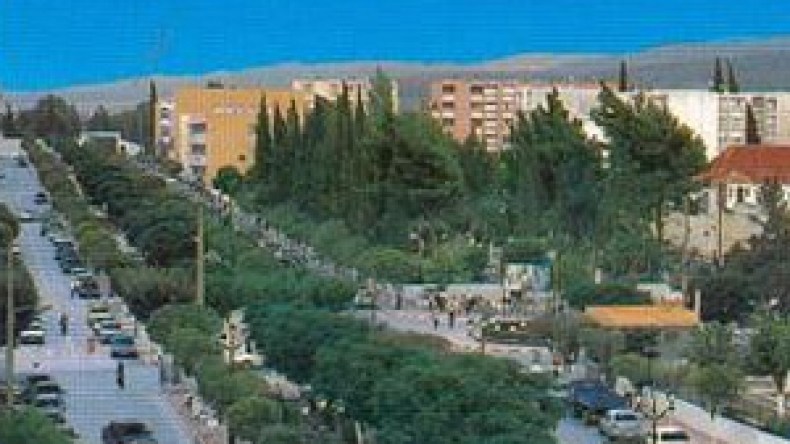 باتنة تشيّع شهداءها في جنازة شعبية مهيبة برأس العيون