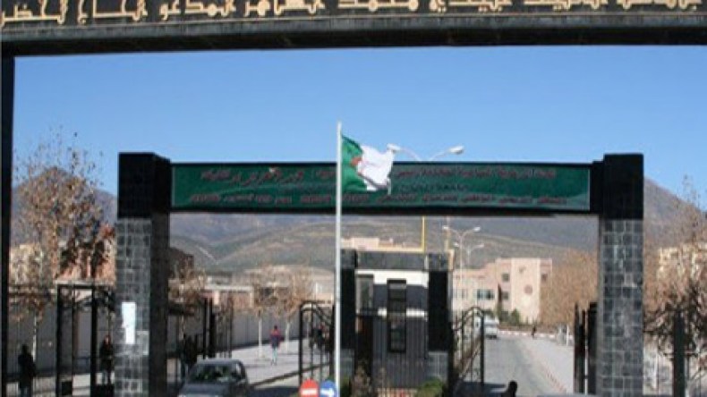 طلاب وجمعيات يطلبون لجنة تحقيق في جامعة باتنة