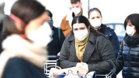 هكذا تتخلصون من البثور الناتجة عن ارتداء الكمامة