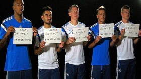 المنتخبات الأوروبية تتبنى قضية اللاجئين السوريين والعرب يتفرجون