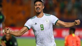 بغداد بونجاح هل هو المهاجم الذي يراهن الخضر عليه في مونديال قطر؟