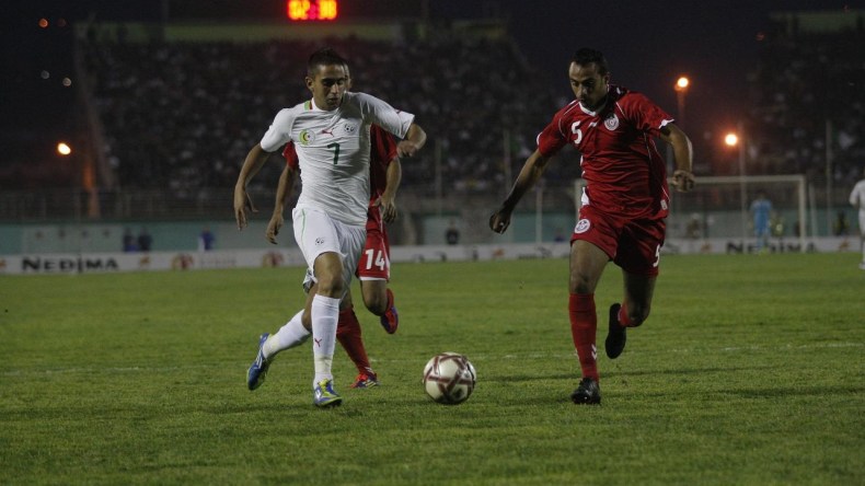 فوز المنتخب الجزائري وديا على نظيره التونسي بهدف دون رد