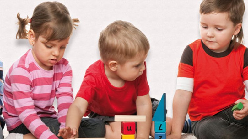 لعب الطفل.. رحلة اكتشاف وبناء شخصية