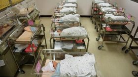 رجل يفر بابنه الرضيع ويهدد بخنقه في محطة الركاب بمروانة بباتنة