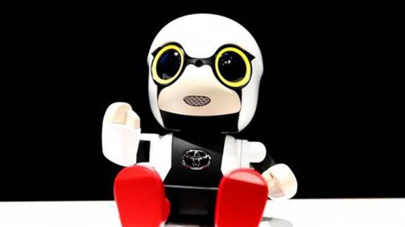 رضيع آلي يعوض اليابانيات حرمانهن من الأطفال