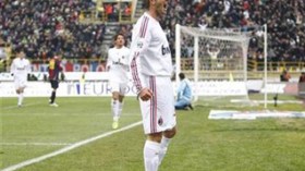 Milan chief says Beckham wants to stay
