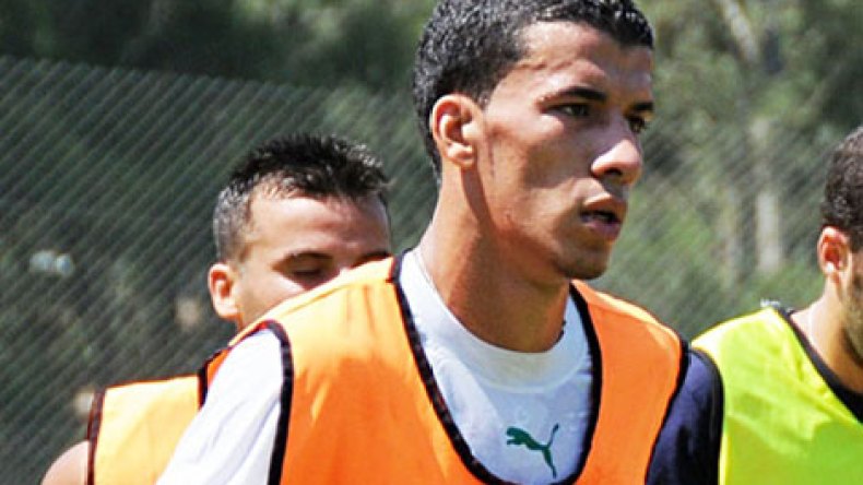 ابراهيم بدبودة يوقع لموسمين في إتحاد العاصمة