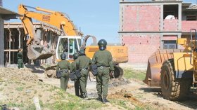 Bedoui ordonne la “démolition” des habitations précaires