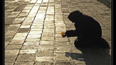 10 years imprisonment for beggars in Algeria