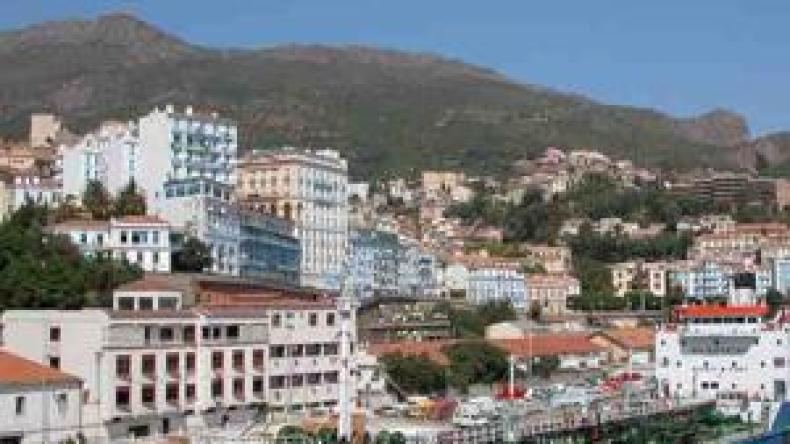 احتفاء بالفيلم القصير تحية لتونس وتكريم خاص للسنيما السورية