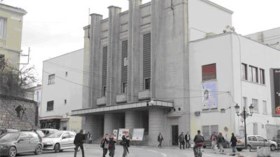 مسرح بجاية يعيد “غبرة الفهامة بالأمازيغية”