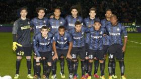 الإنتر يتأهّل بأقدام الجزائريين