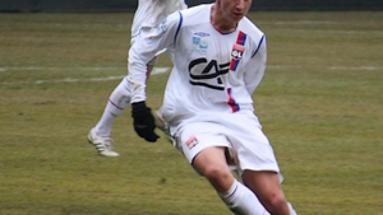 “إسحاق لم يخن الجزائر وسيختار الخضر في الوقت المناسب”