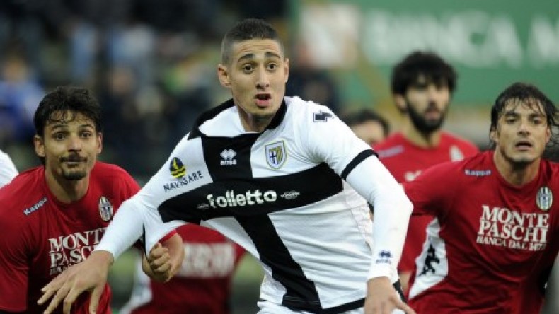 بلفضيل لن يلعب لفريق نابولي